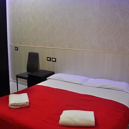 Angela Roma Guest House Bagian luar foto