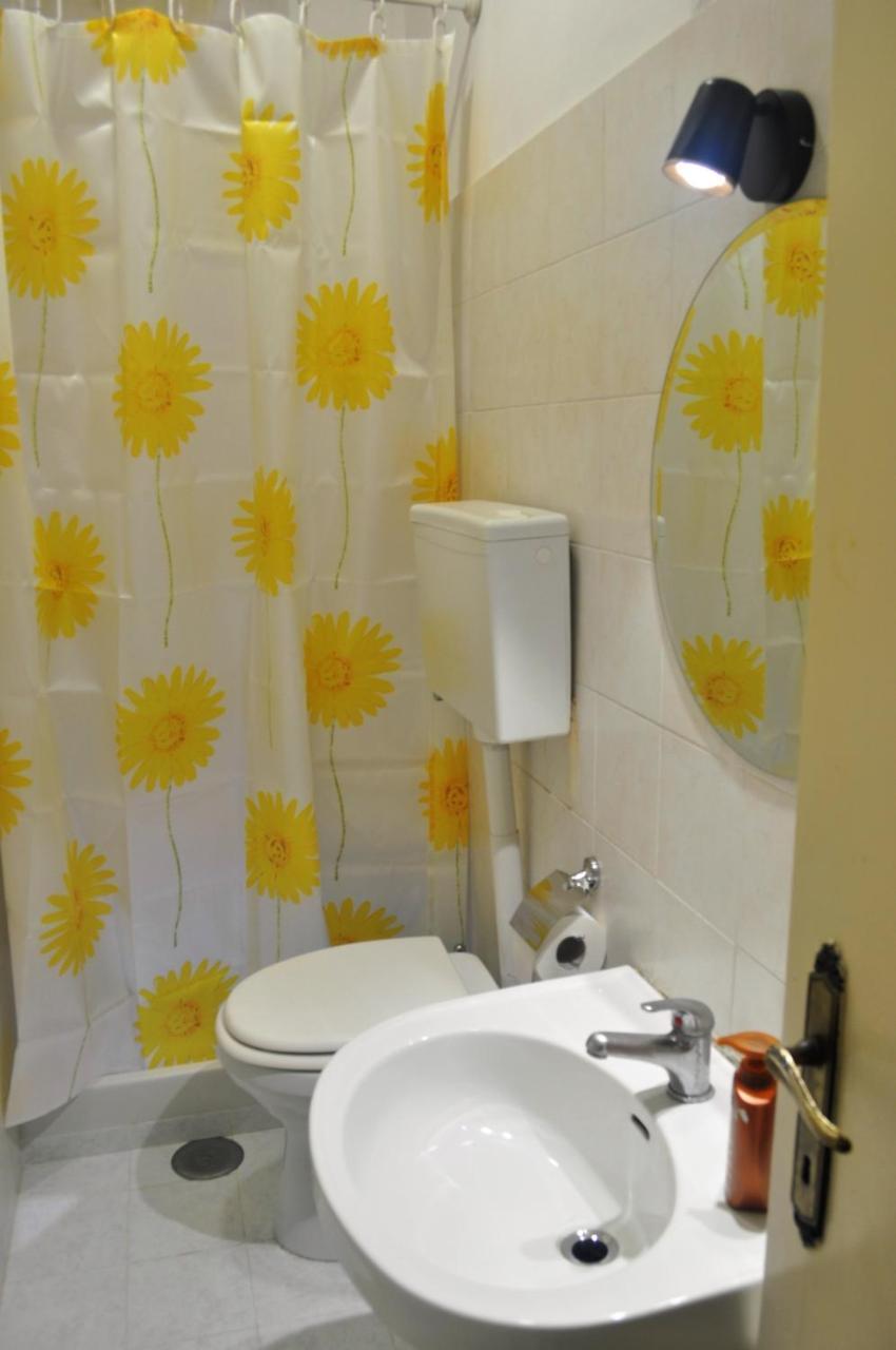 Angela Roma Guest House Bagian luar foto